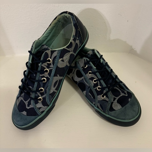 Coach Barrett blue shoes size 9 Women's Casual Shoe. Elevate your casual style - Picture 6 of 15